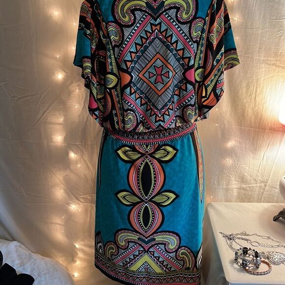 Calesar  color pop dress - Picture 5 of 7